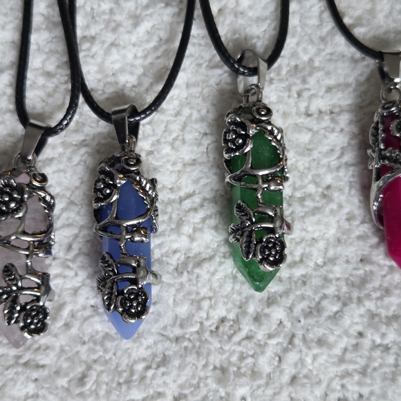 Elegant Gemstone Silver Wrapped Pendant Necklace - Picture 4 of 5